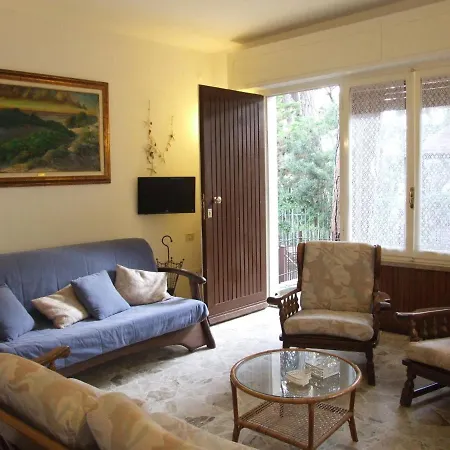 Castagneto 2 Apartment *
